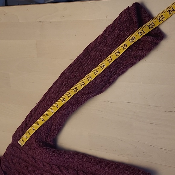 EUC Inis Crafts Irish 100% Merino Wool Cowlneck Turtleneck Purple Knit Sweater - Picture 5 of 11